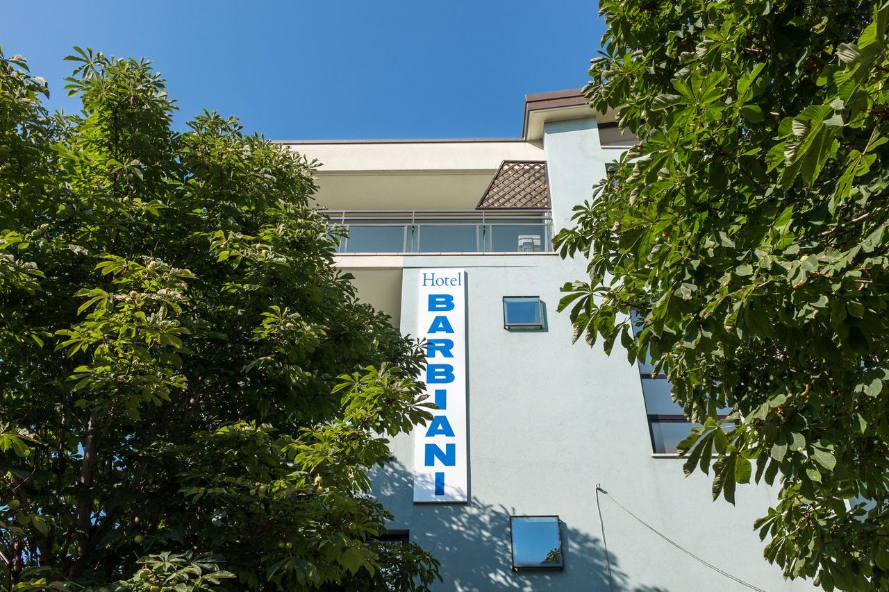 Hotel Barbiani Rimini Kültér fotó