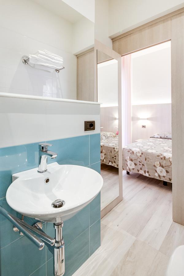 Hotel Barbiani Rimini Kültér fotó
